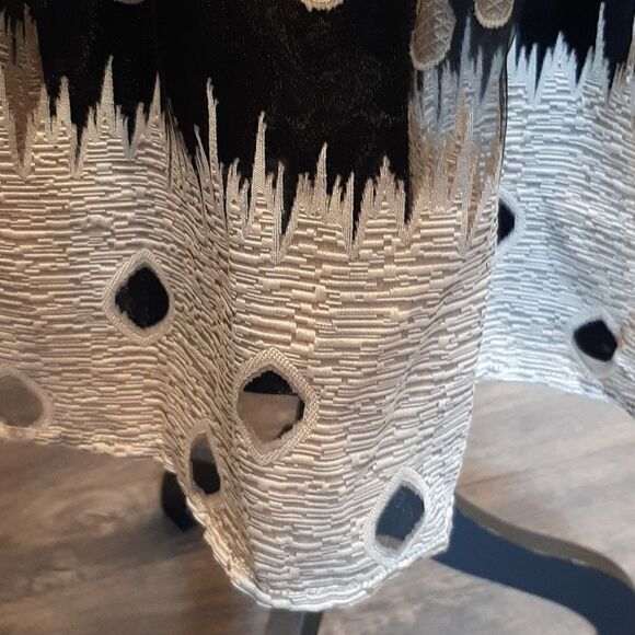 Hot Tomato Black and Gold Sheer Skirt with Liner - Picture 4 of 13